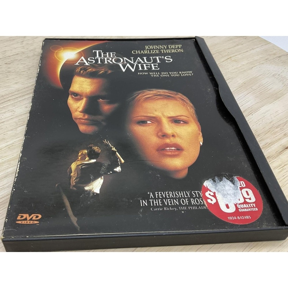 THE ASTRONAUT'S WIFE